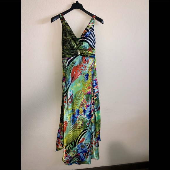 Beautiful ONYX Tropical Print Gown - Picture 1 of 9
